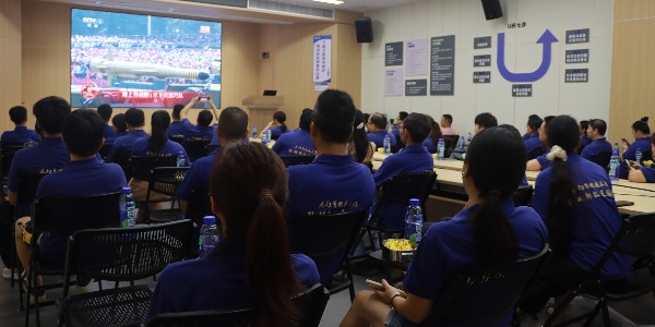 魔術(shù)貼扎帶，背膠粘扣帶，背膠魔術(shù)貼廠(chǎng)家