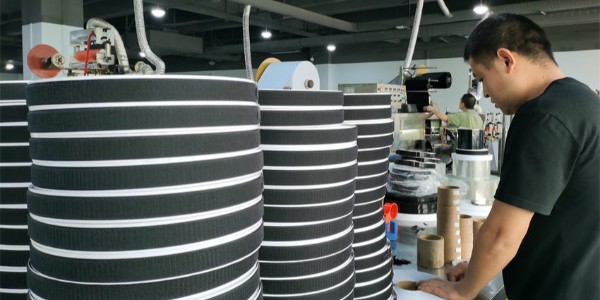 魔術(shù)一樣的貼心體驗：背膠魔術(shù)貼全解析