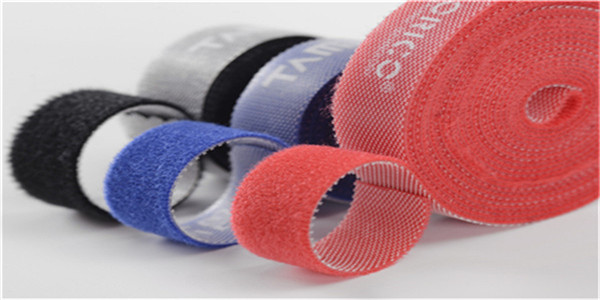 背靠背魔術(shù)貼扎帶